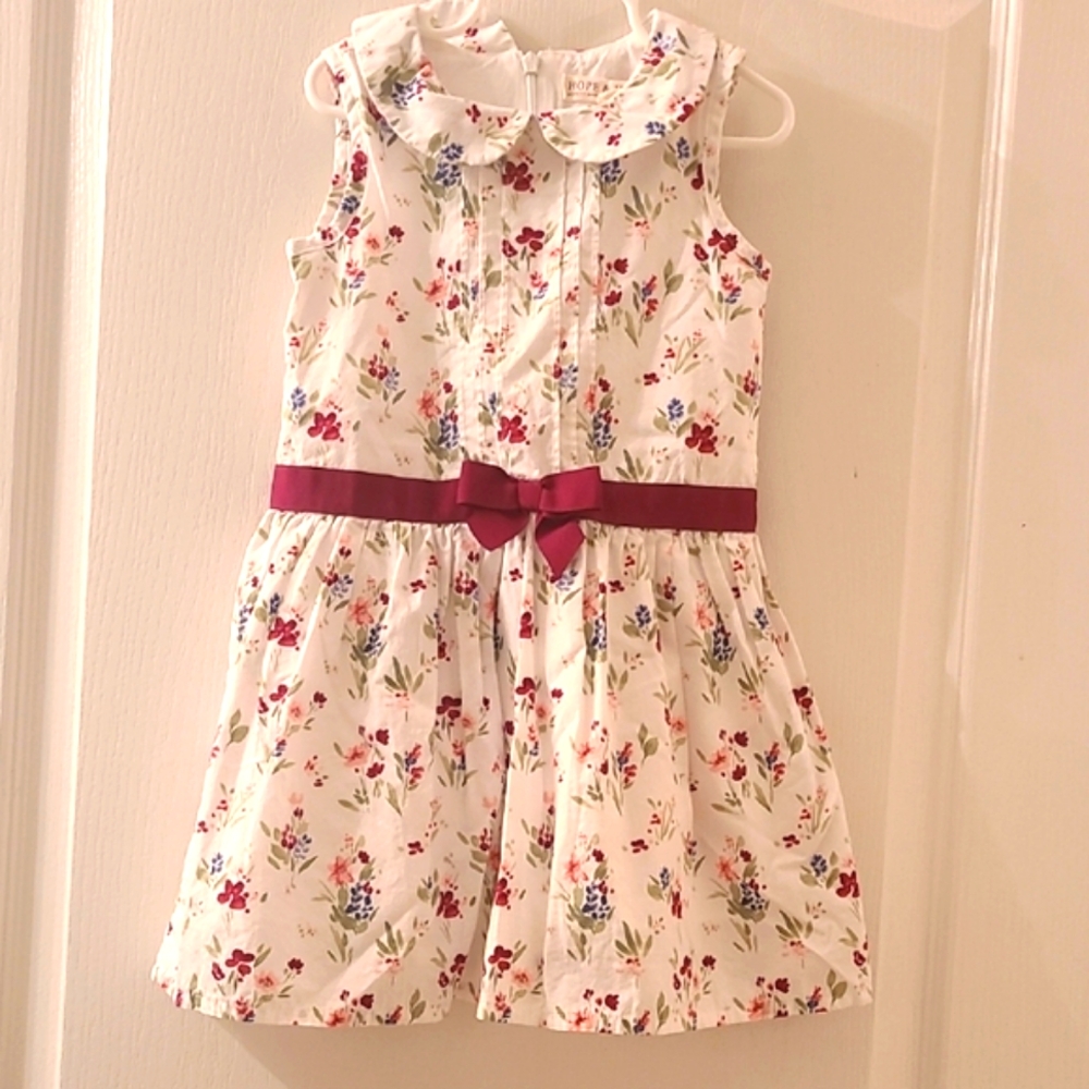 Hope & Henry Floral Kids Dress with Burgundy Accents Size 5.